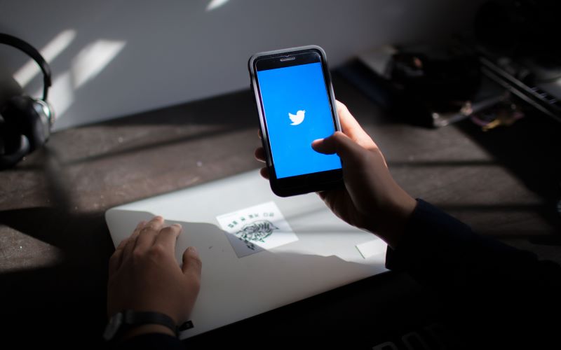 Twitter Blue Meluncur Hari Ini, Komersialisasi Centang Biru